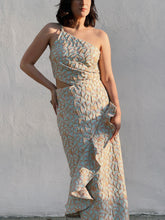 Load image into Gallery viewer, Asimétrico triángulos