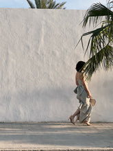 Load image into Gallery viewer, Asimétrico triángulos