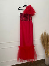 Load image into Gallery viewer, Vestido largo rosa con rojo moño tulle
